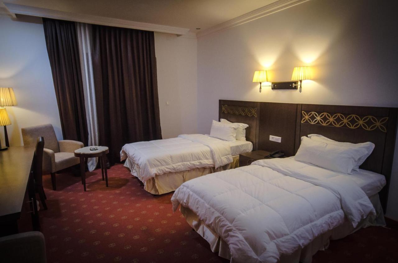 Hotel El Bey Constantine Exterior foto