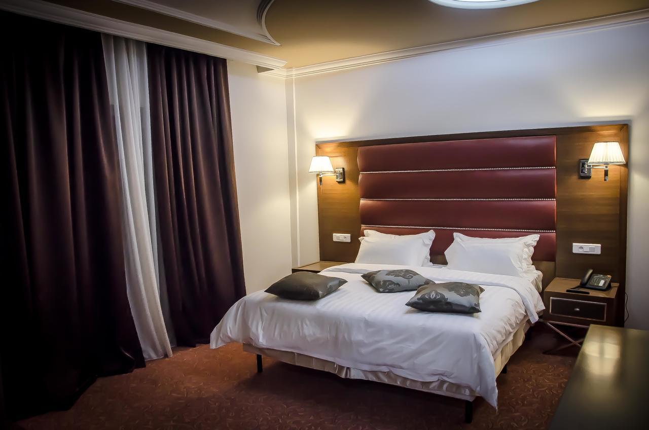 Hotel El Bey Constantine Exterior foto